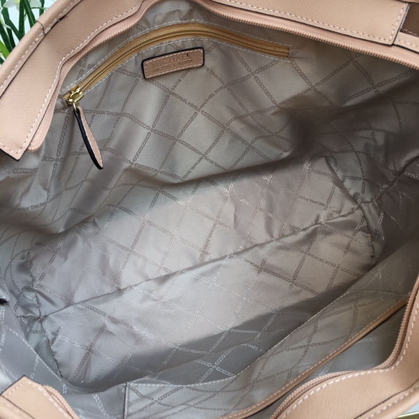 マイケルコースバッグ全体デザイン